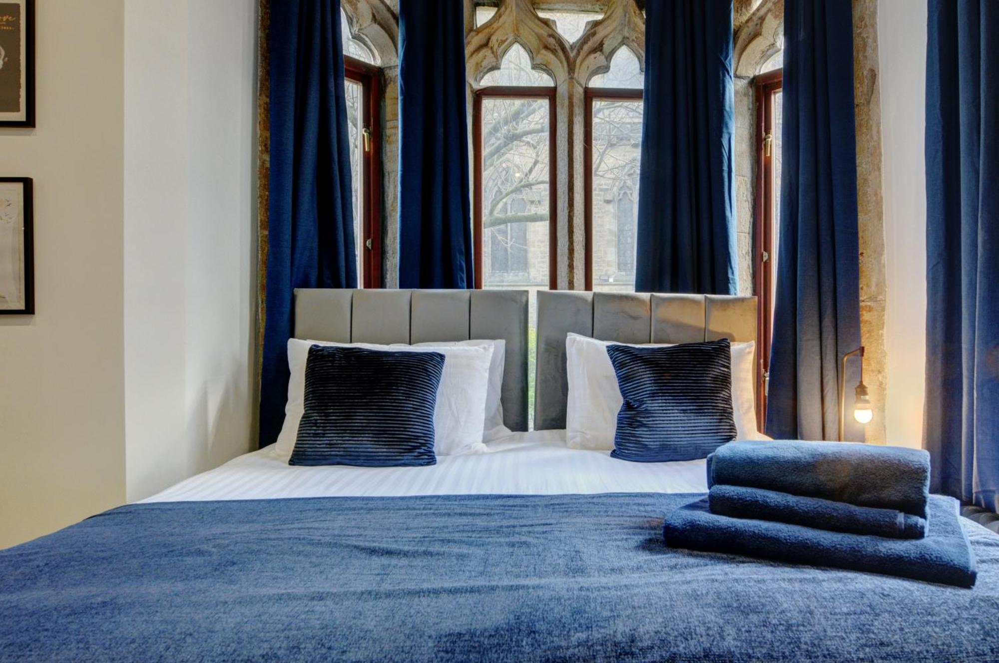 فيلا The Old Vicarage - Secure Parking, Fast Wifi, Garden ليدز المظهر الخارجي الصورة