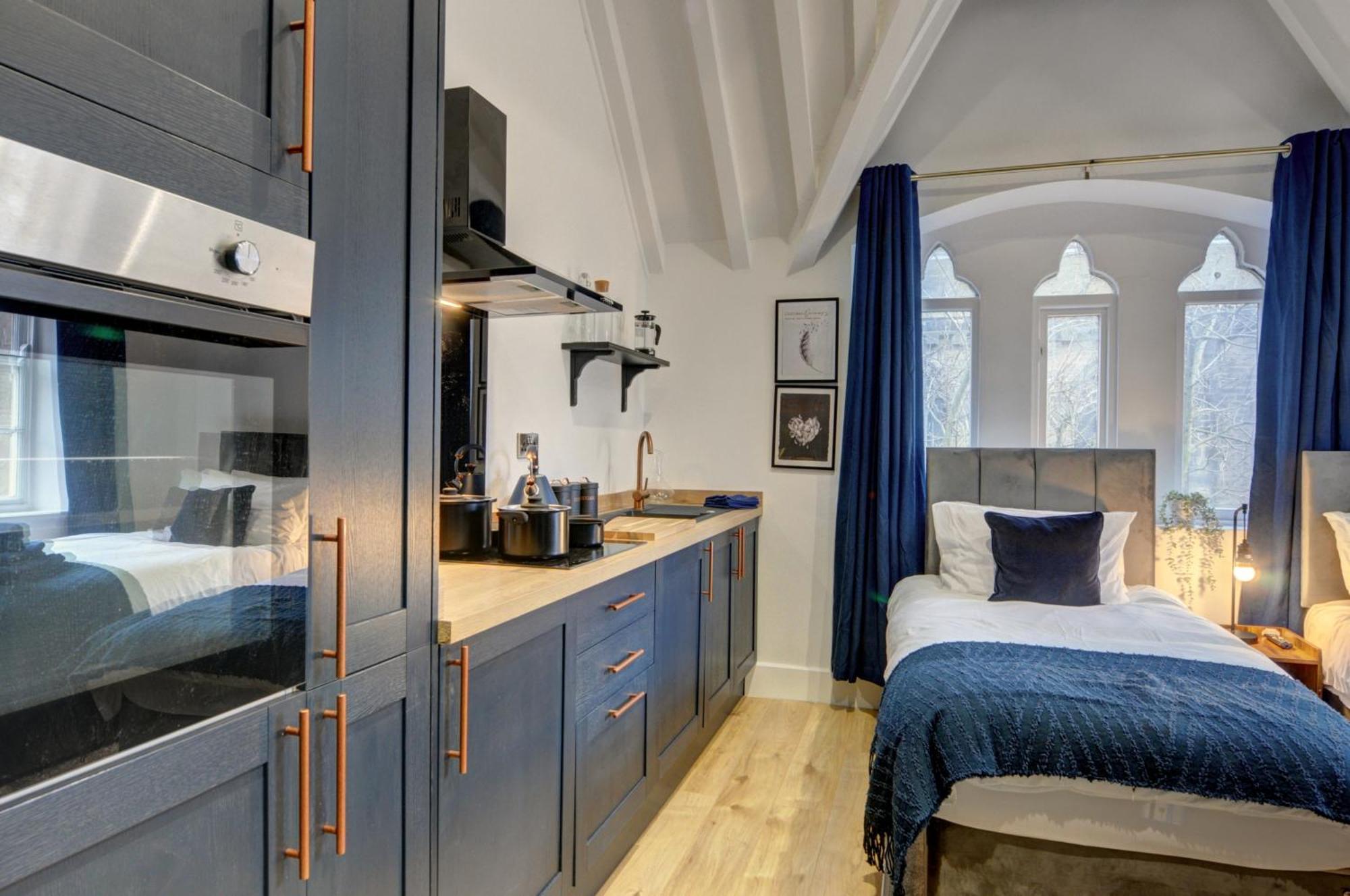 فيلا The Old Vicarage - Secure Parking, Fast Wifi, Garden ليدز المظهر الخارجي الصورة